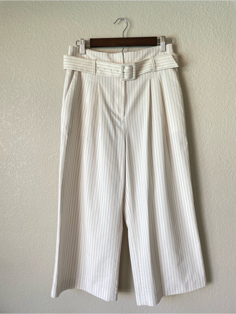 Antonio Melani White Tan Pinstripe Wide Leg Crop Pants Belted High Rise 6